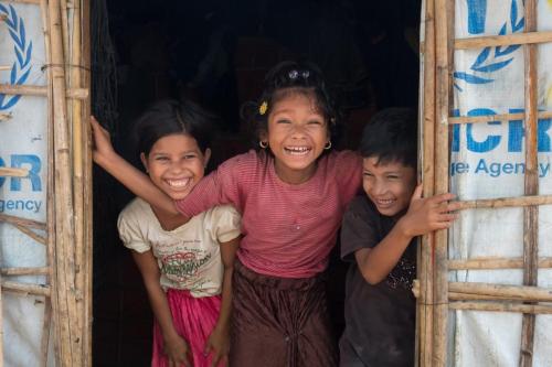 Rohingya children at camp home